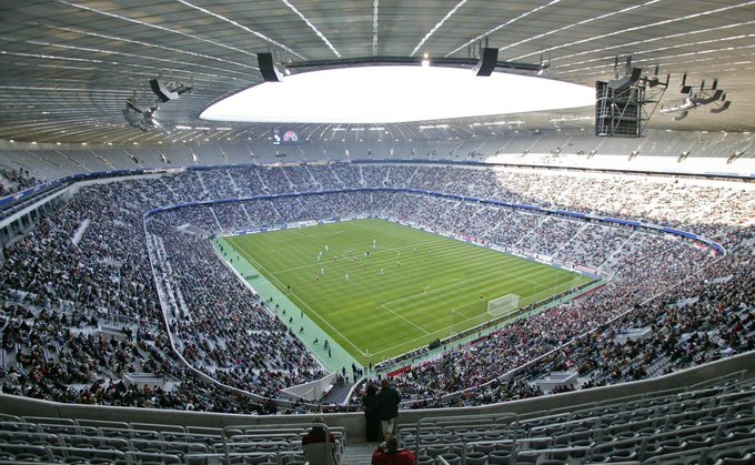 ExtremeFootbal4's tweet photo. What football stadium is this??? https://t.co/mwaAn4iNW1
