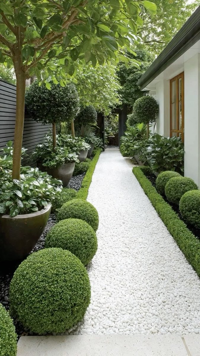 interior_sara's tweet photo. #افكار ارتدادات للمنازل بالطراز الكلاسيكي 

#تصميم #حدائق #تصميم_خارجي https://t.co/4QQeDeXGgM