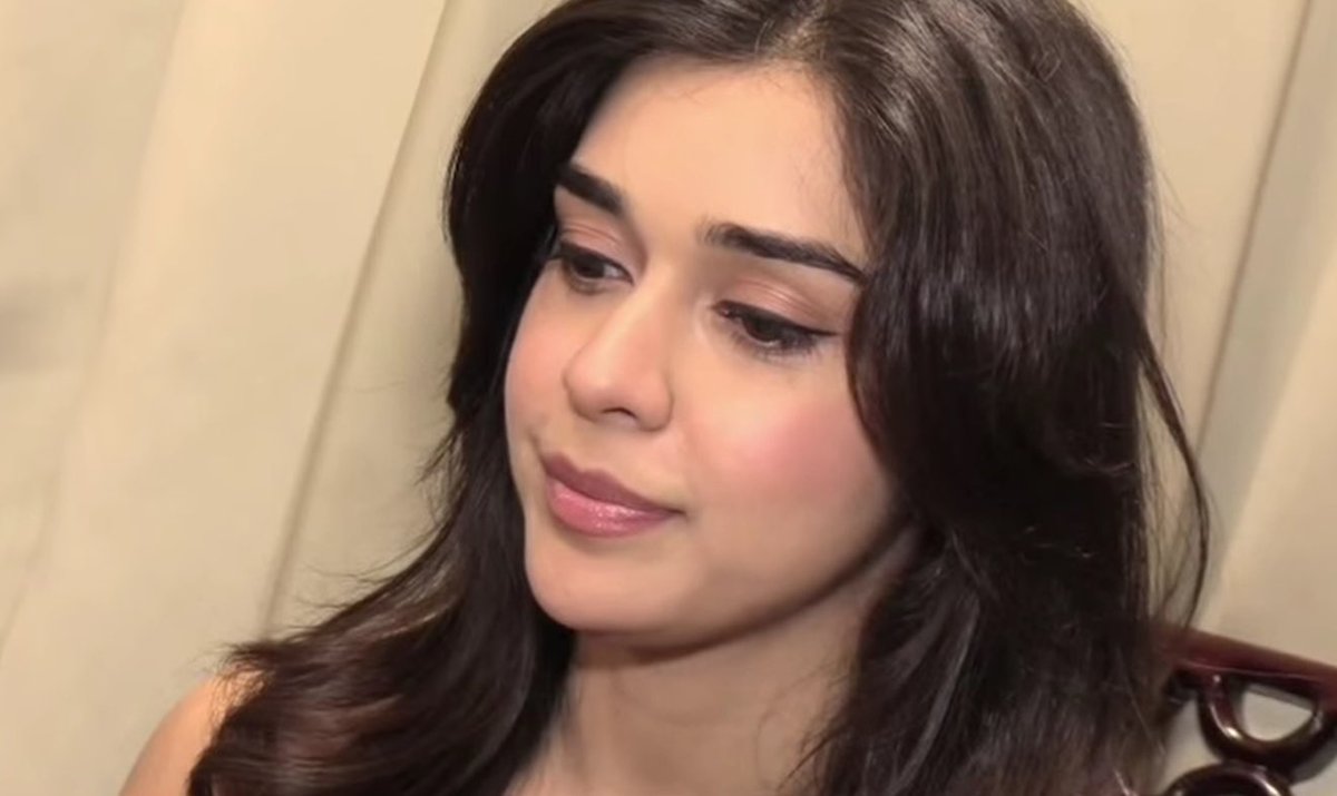 Zarahx02's tweet photo. EISHA IS SUCH A PRETTY WOMAN

#EishsSingh https://t.co/aBaipSAdfK