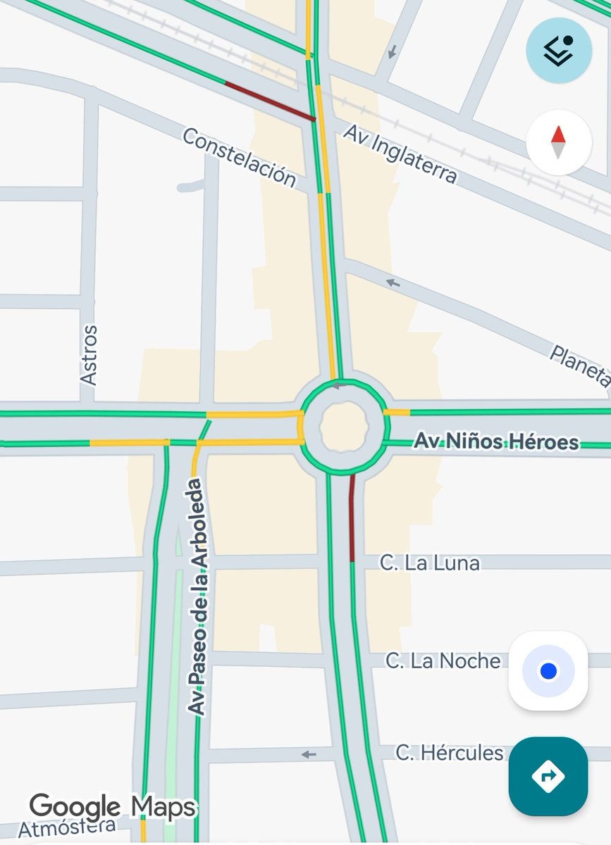 lauver28's tweet photo. @AkireMorgana @Alelxandr0vall3 @jasangu @GuadalajaraGob Aquí, en las esquinas hay un Banamex, un 7 eleven, una torre de departamentos y en la otra unos locales comerciales pequeños. https://t.co/d7wWKR2Jdk