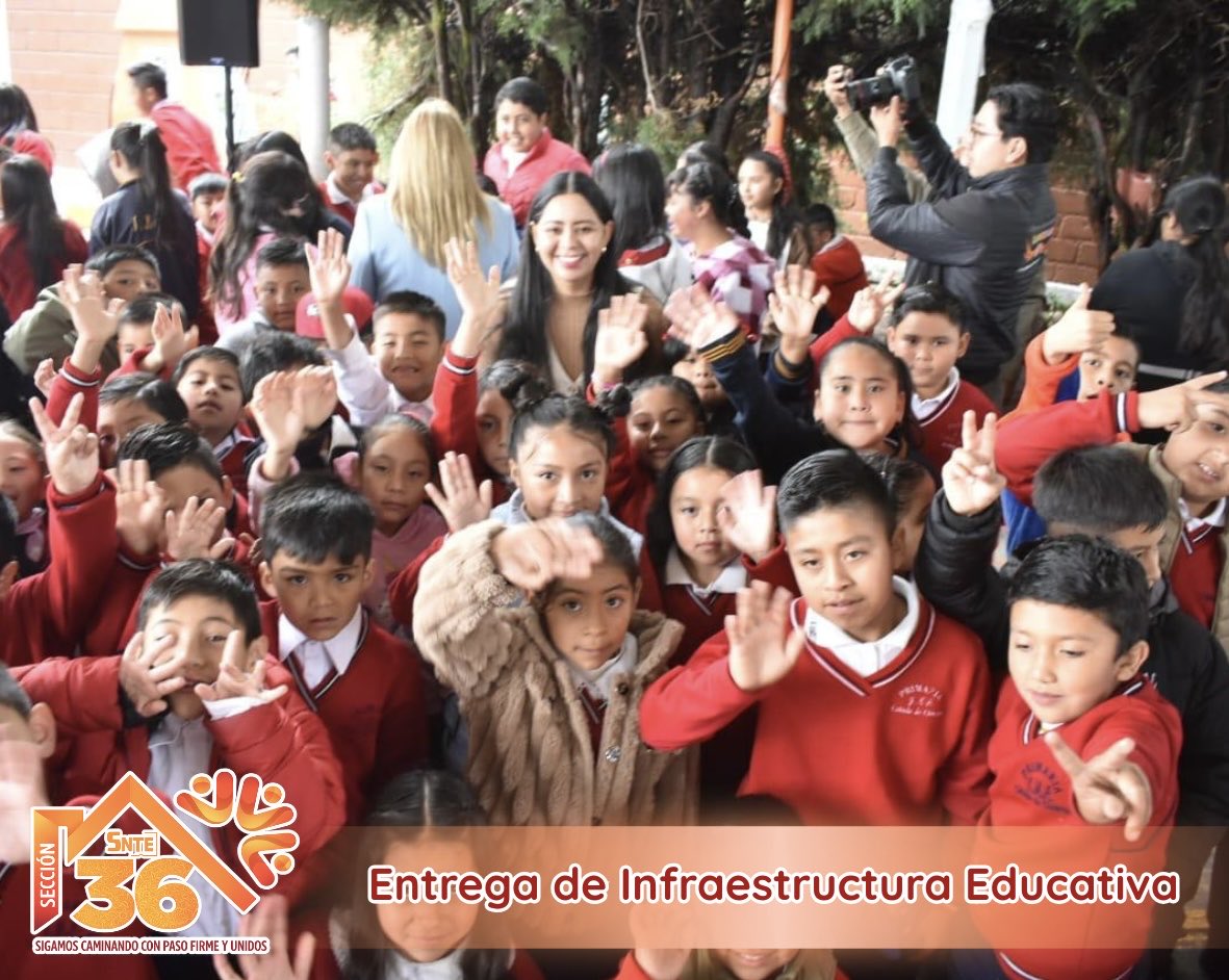 Seccion36Ofic's tweet photo. En gira de trabajo por el municipio de Tepotzotlán, la Mtra. Mónica Miriam Granillo Velazco, Secretaria General de la Sección 36 del SNTE, participó en la entrega de materiales e infraestructura destinados a escuelas primarias federalizadas, acompañando al Mtro. Miguel Ángel Hernández Espejel, Secretario de Educación, Ciencia, Tecnología e Innovación del Estado de México.

En esta importante jornada también estuvieron presentes el Prof. Omar Pereyra Pérez, Representante del SNTE Nacional en la Sección 36; el Mtro. Rigoberto Vargas Cervantes, Presidente de la Comisión de Educación, Ciencia, Tecnología e Innovación de la LXII Legislatura del Estado de México; así como el Dr. Magdaleno Reyes Ángeles, Director General de los SEIEM.

Estas acciones fortalecen las condiciones en que se desarrolla el proceso educativo y reflejan la coordinación institucional entre autoridades educativas y representación sindical para responder a las necesidades de las comunidades escolares.

En el SNTE y la Sección 36 mantenemos firme el compromiso de impulsar una educación pública de excelencia, con espacios dignos, que promueva  mejores oportunidades para el aprendizaje de niñas, niños y jóvenes. Reconociendo la vocación y entrega de las maestras y los maestros, quienes todos los días hacen de la educación la principal herramienta de transformación social.

Agradecemos la hospitalidad de la Profra. Salvadora Zitlalapa Reyes, Directora Escolar, al Profr. Balbino Regulo Marín, Jefe del Sector Educativo No. XII, a la Profra. Aleyda Lara Gutiérrez, Supervisora de la Zona Escolar No. 65.

#SigamosCaminandoConPasoFirmeYUnidos
#Sección36
