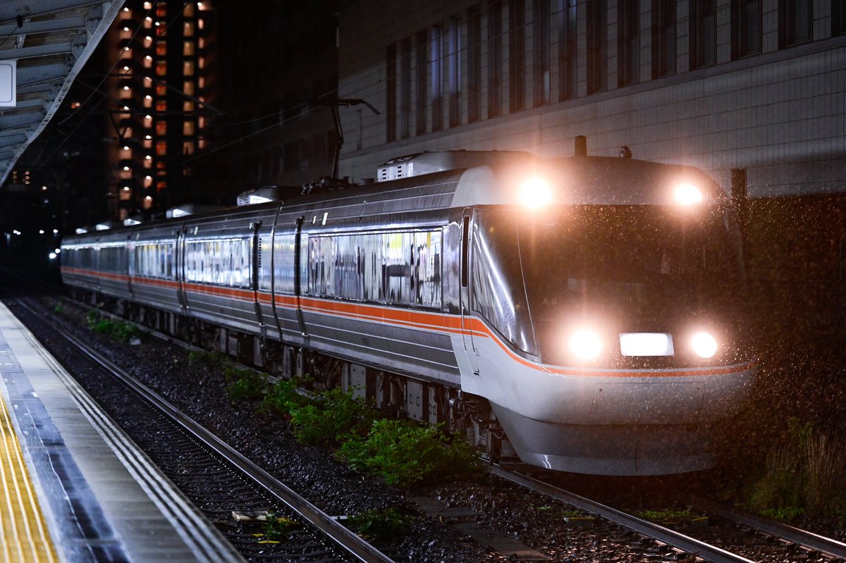 D1Hd85's tweet photo. 2026/6/8
特急しなの18号遅れによる神領回送
383系A8 https://t.co/bGQuUbGTZf