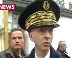 badmulch's tweet photo. Le PS qui offre un comeback à Lallement j'étais pas prêt.
On n'oublie pas. https://t.co/ijWUAQdzIZ