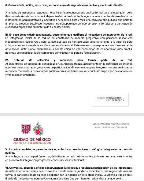 YoAmoaLaCiencia's tweet photo. ¿Quién se queda con las donaciones que pide el gobierno de Brugada?

La Agencia de Atención Animal, dirigida por Ana Villagrán, pidió otra vez a los ciudadanos donar alimento, medicamentos veterinarios, cobijas, camas y transportadoras para apoyar a la "Rescatistas Independientes".

La campaña fue difundida oficialmente y los donativos fueron recibidos en oficinas del Gobierno de Brugada.

Sin embargo, cuando se preguntó por transparencia en la solicitud 092119826000186  quiénes integran esa red de rescatistas. 

La respuesta oficial fue que no existe padrón de integrantes, no existen convenios, no existen lineamientos de operación y tampoco existió una convocatoria pública para que rescatistas se unieran. 

Es decir, discrecionalmente Ana Villagrán reunió un grupo que la apoya abiertamente y excluyó al resto de rescatistas de la CDMX que le han exigido resultados.

Sí ya pidieron donaciones ¿ya tienen el padrón de integrantes? 

Los integrantes de una red promovida por una dependencia gubernamental, que recibe acceso a servicios de manera preferencial y donaciones captadas mediante campañas oficiales, no pueden convertirse en beneficiarios invisibles.

Cuando una autoridad pide donaciones a la ciudadanía para apoyar a determinados beneficiarios, la ciudadanía tiene derecho a saber quiénes son.

De lo contrario, nadie puede verificar si los apoyos llegan realmente a quienes los necesitan o si terminan favoreciendo a amigos, colaboradores o grupos cercanos a los funcionarios responsables.

En respuestas previas de transparencia, AGATAN ha sostenido versiones distintas sobre la existencia de entregas de apoyos y donativos.

Uno de los casos fue cuando el funcionario Bruno Guerrero Marín, cuyas funciones en AGATAN son desconocidas, no pudo explicar de manera convincente el destino de más de 10 mil pesos en donaciones de alimento transportadas en su vehículo particular. 

Su justificación presentada y firmada por él mismo, fue que dichos insumos fueron entregados a rescatistas desconocidos y personas en situación de calle.

Pedimos información sobre los donativos que AGATAN solicitó para la jornada de rescate de los "Perros Peregrinos" en diciembre, pero no la entregaron.

Ahora la misma dependencia, trata de sostener un programa con recursos de los ciudadanos y sin informar a quienes les entregaran lo recolectado. 

¿Te da confianza esto?

La Red de Rescatistas Independientes le ha servido a Villagrán para hacer publicaciones en redes sociales y responder a las críticas sobre su gestión, sin transparentar exactamente cual es el trabajo que hace AGATAN con los rescatistas.

Por lo pronto, no es posible verificar si los apoyos llegaron a las personas que más los necesitaban. 

Sí realmente existieron criterios objetivos para su distribución o si los beneficios terminaron concentrándose siempre en el mismo círculo de personas cercanas a la dependencia.