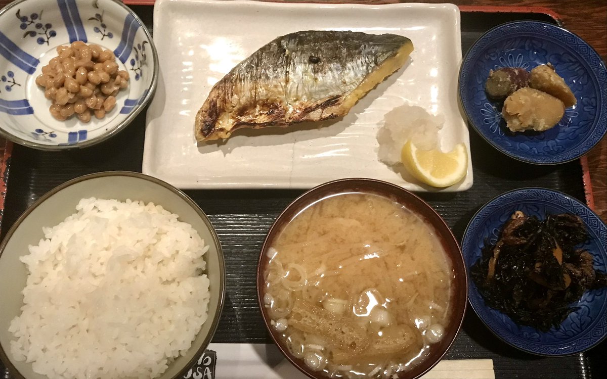 monogusaya's tweet photo. 🌈6月9日(火)ものぐさやランチ🌈地鶏唐揚げ定食.豚生姜焼き定食.ネギトロ定食(納豆付).銀鮭西京みそ漬け焼定食.豚ロース味噌漬け焼定食.さわら西京味噌漬け焼定食(納豆付).さば西京味噌漬け焼定食(納豆付)　#shinjuku #ネギトロ #ランチ　
各社携帯繋がります❣️Wi-Fi🛜完備❣️
#ぎゃん🦖🍚🍙が https://t.co/vxshjP1hzg