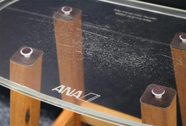 Aviation_Wire's tweet photo. ANA、787使用済み客室窓をスツールに　限定30脚 
#ANA
https://t.co/CMetcRvAgZ https://t.co/VSWAR2rlxa