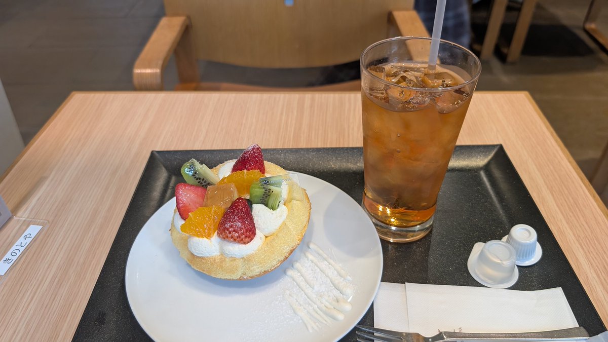 ryohei7248's tweet photo. 開店直後のタイミングで
きのとやのオムパ��ェ https://t.co/V1yQVoQGAQ