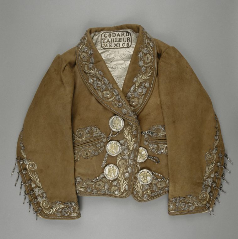 mexicacivitas's tweet photo. Traje de charro jalisciense de Maximiliano I de Méjico, 1863. https://t.co/xdI9DZ8IFn
