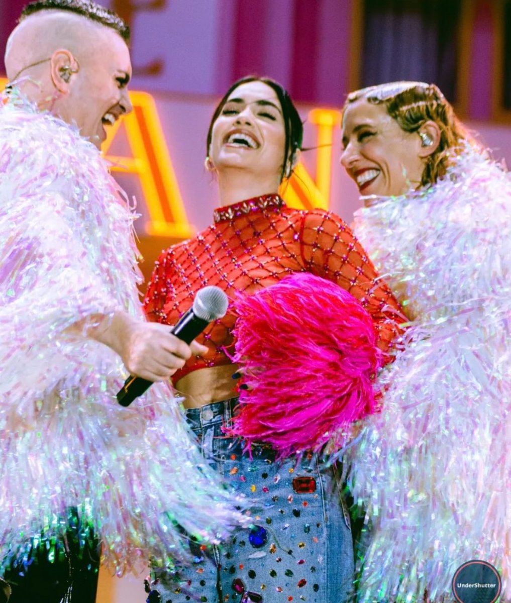 primadonna91_'s tweet photo. nadie ama más que yo al concepto de lali con los miranda POP EN SU MAYOR ESPLENDOR https://t.co/BY4bSUSZzl