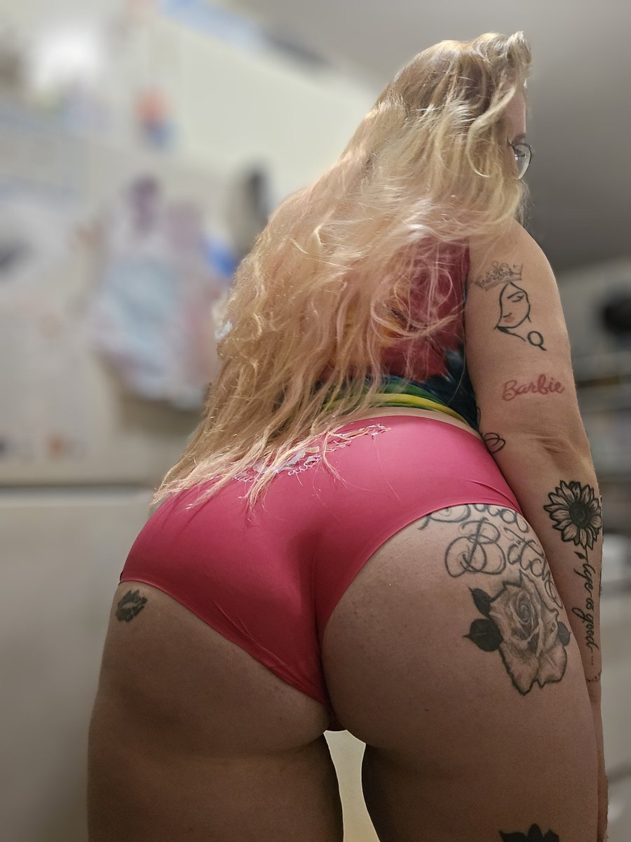 Corrine tweet media