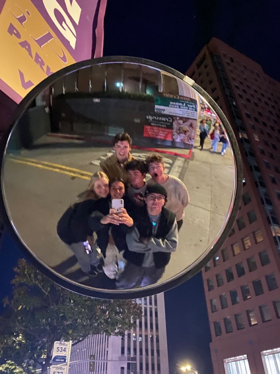 angclbesos's tweet photo. to my amazing friends, thank you for being my why. thank you all for loving me unconditionally, for keeping me sane through all the shit that’s happened, and for having my back through life. i couldn’t imagine a better group of people to experience life with. thank you all, truly https://t.co/ty2fIDjFEv