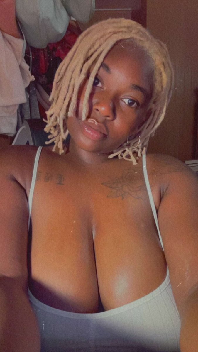 _chocolaaaate_'s tweet photo. Hey 😘 #furry #fypシ゚viral https://t.co/WgLbv2SGzy