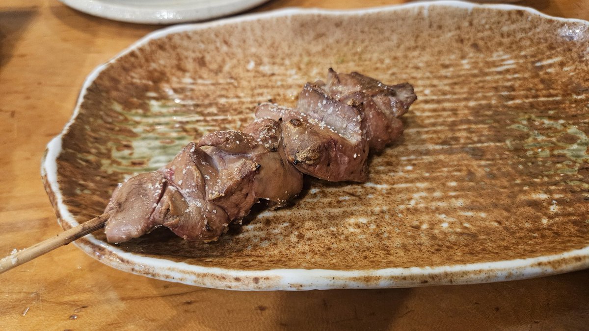 tigermachan's tweet photo. #おいしい証拠 #完食でした 
#東京 #新橋 #焼鳥 #鶏繁 で、#焼鳥 を、食べた。
コ・ス・パ最高だ。 https://t.co/Ke1zabMUZH