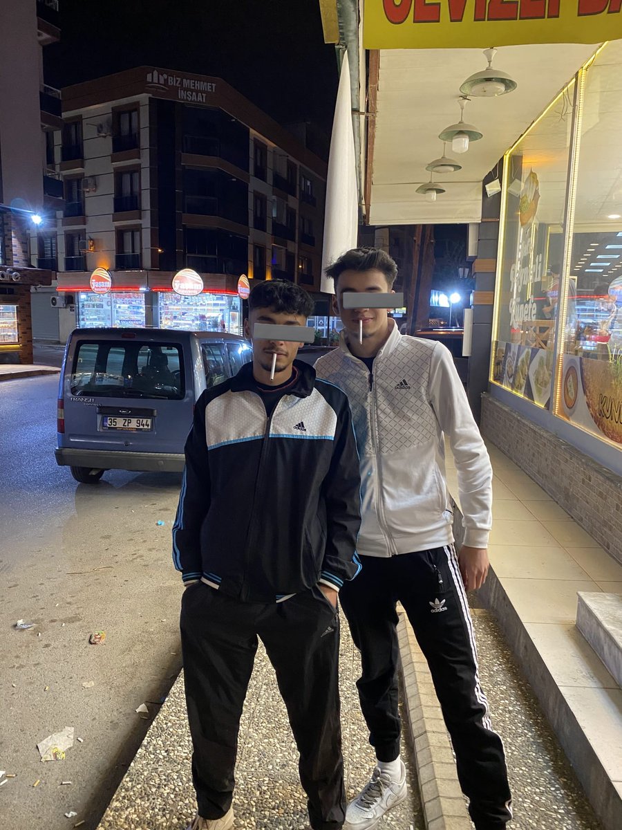 maesarz's tweet photo. sene 2022.. buca piçimle akarken https://t.co/qrkbWta7J7