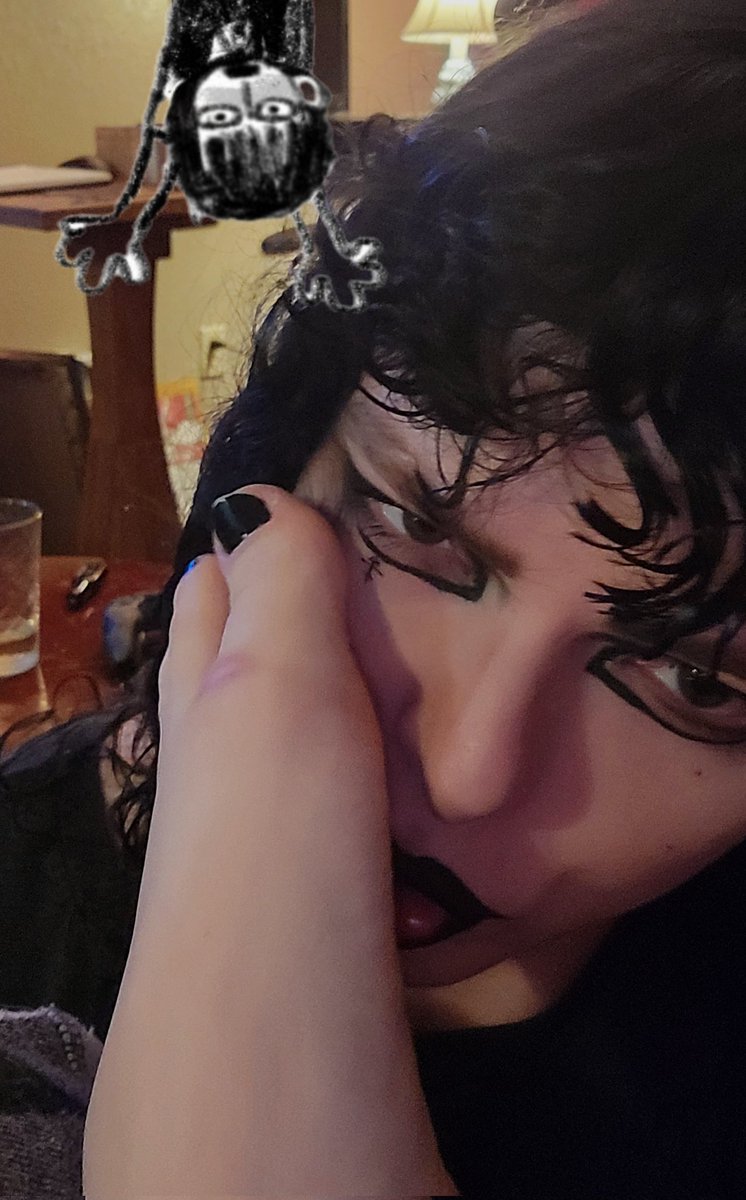 _amazonian_pet's tweet photo. Gf burned her feet so of course I gonna kiss them https://t.co/Boaq9WuDOo