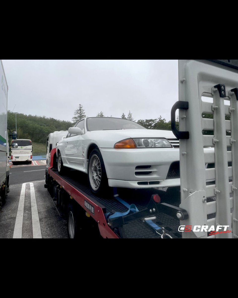 CRAFTSPORTS23's tweet photo. ①【🔧Maintenance Visit🔧】
Mr. N from Kanagawa Prefecture visited us for the inspection and maintenance of his NISSAN GT-R R35.
Thank you very much for entrusting us with your vehicle!

It was very impressive to see Mr. N and his friends enjoying themselves and chatting while looking around the store and the display vehicles. ✨

Please feel free to contact us if you have any further maintenance needs or questions.

We look forward to your next visit! 🔥

②【Purchased Vehicle】
Today, we purchased a NISSAN GT-R NISMO MY18 from Mr. N from Tochigi Prefecture.

・Year: 2019
・Mileage: Approximately 41,000 km
・NISMO Carbon Hood
・NISMO Carbon Fenders
・NISMO RI-A 20-inch Aluminum Wheels
・Top Secret Carbon Roof
etc...

This car features meticulous customizations throughout.

Thank you very much for selling your vehicle to us.

Craft Sports is currently strengthening its purchase of all GT-R vehicles!

We also offer nationwide on-site and free appraisals!

For high-value GT-R purchases, leave it to Craft Sports!

③【Purchased Vehicle】
Today, we purchased a Nissan Skyline GT-R BNR32 V-specII from Mr. N in Miyagi Prefecture.

・1994 model year (Heisei 6)
・NISMO strut bar
・NISMO meter
・Fujitsubo muffler
etc...

Thank you very much for selling your vehicle to us.

Craft Sports is currently strengthening its purchase of GT-R/SKYLINE GT-R vehicles 🔥
When selling your precious car, please feel free to contact Craft Sports!

----------------------------------

GT-R Specialist Shop CRAFT SPORTS
248-1 Miyaji-cho, Maebashi City, Gunma Prefecture

#NISSAN #GTR #NissanGTR #R35 #VR38DETT #JDMcar #Sportscar #Maintenance #Visit #GTRShop #CraftSports #craftsports #GTRBike #HighPriceGTRBike #HighPriceBike #NISMO #SKYLINEGTR #SKYLINE #RB26DETT #R32 #BNR32
