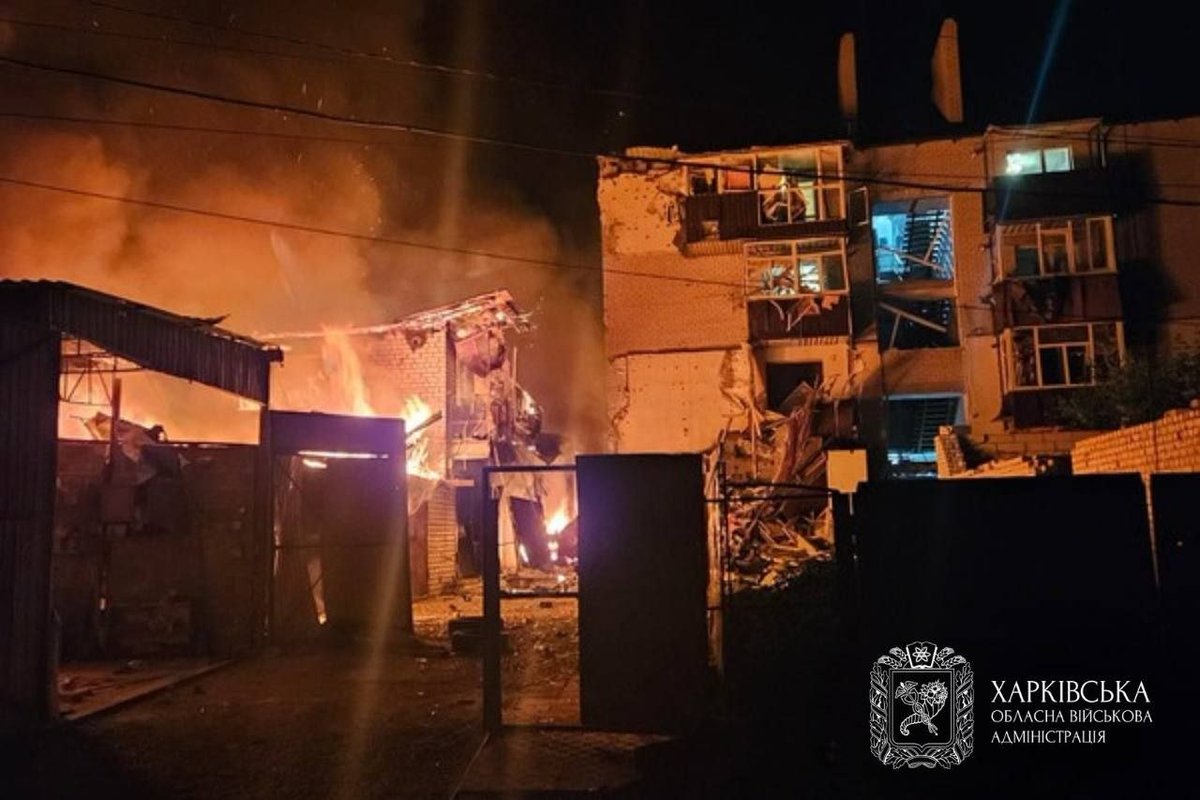 BohuslavskaKate's tweet photo. A Russian missile attack on Chuhuiv in the Kharkiv region killed 5 people‼️

​In the middle of the night, in a town where only a couple of seconds pass between the alert and the impact... they stood no chance.

All these years later, Russia is still free to bomb apartment buildings and kill with no reaction from the world whatsoever.