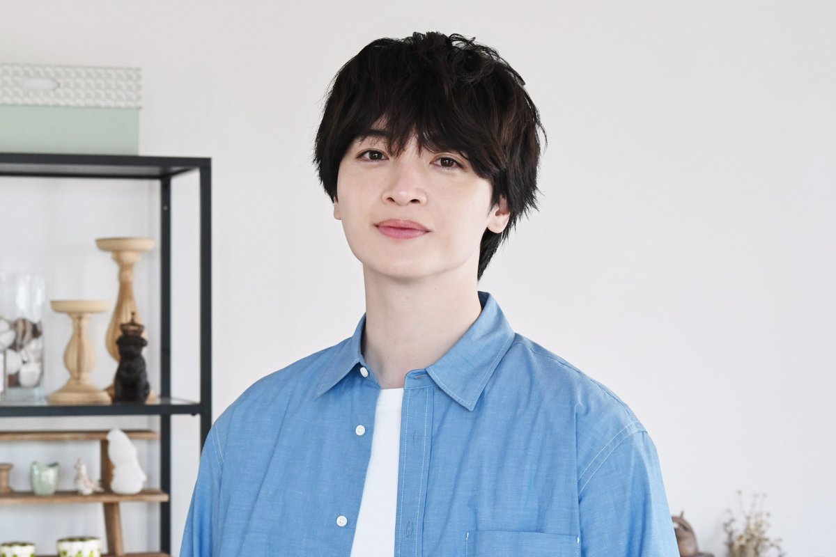 drama_myfiction's tweet photo. 7月5日(日)スタート
新ドラマ #マイフィクション
￣￣￣￣￣￣￣￣￣￣￣￣￣
▫️𝐜𝐡𝐚𝐫𝐚𝐜𝐭𝐞𝐫
伊川正樹 / #玉森裕太

平和すぎる町「森沼ネクスタウン」で
愛する妻とペットの文鳥と、
幸せな毎日を送っていた。

しかしある日、事故に遭い、目を覚ますと、
他人が自分になりすまし
妻や同僚からも忘れられており…。

見逃しを防ぐTVerのお気に入り登録も
よろしくお願いします☝🏻💫
🔗https://t.co/9NGYlG1EJc