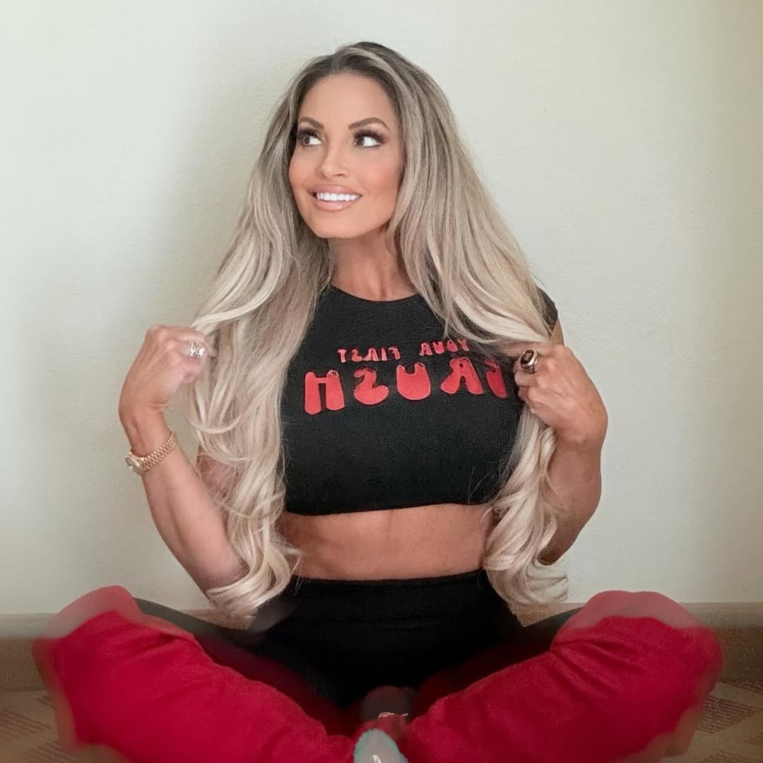 trishstratuscom's tweet photo. The #FirstCrushTour crushed Florida!! And the pics are posted: https://t.co/4J8T3nW7ec

Thank you to everyone who came out! It means so much to me knowing that you decided to spend the day to come see me - and oof it was hot! 🥹🥵 Til next time my loves! https://t.co/Oh2S1YSaSC