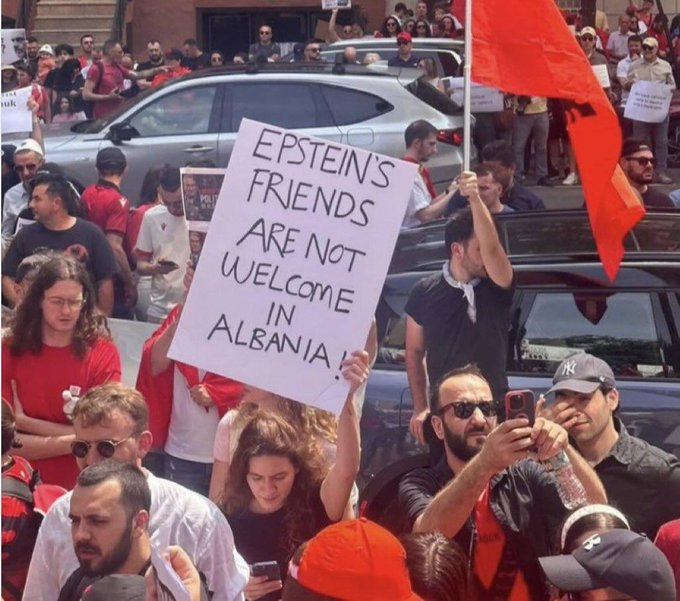 ImBreckWorsham's tweet photo. Make America Albania. https://t.co/e9rUJn8sdv