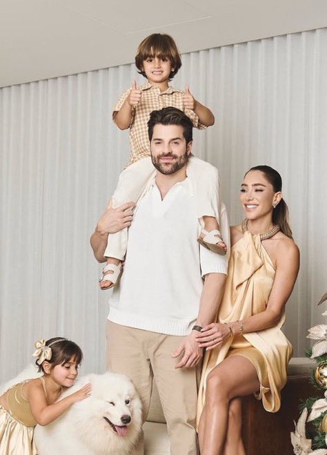 Babalizand0_'s tweet photo. 🚨QUE ARRASO! Alok paga a escola particular de todos os filhos de seus funcionários: "O dinheiro não me faz falta, e no futuro, quando esses pais precisarem de descanso, os filhos poderão ajudá-los". https://t.co/2FKAn25Sl9