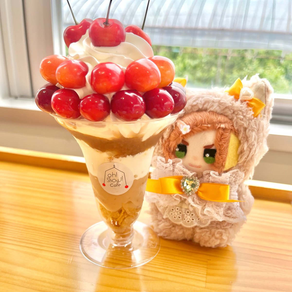 170_17kawaii's tweet photo. #ヨハンとごはん
ヨハン！王将果樹園さんのさくらんぼパフェだよ〜🍒❣️おいしかったね！！ https://t.co/AY4xmDRro3