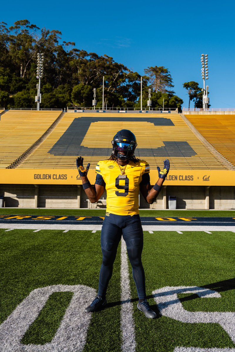 AntwonSanders11's tweet photo. GO BEARS🐻‼️ #Committed 

@BenjiPalu_Cal @CalFootball @CalBearsOn3 @InsideCalFB @CalAthletics @MWCherrington https://t.co/I3wWvQn1lQ