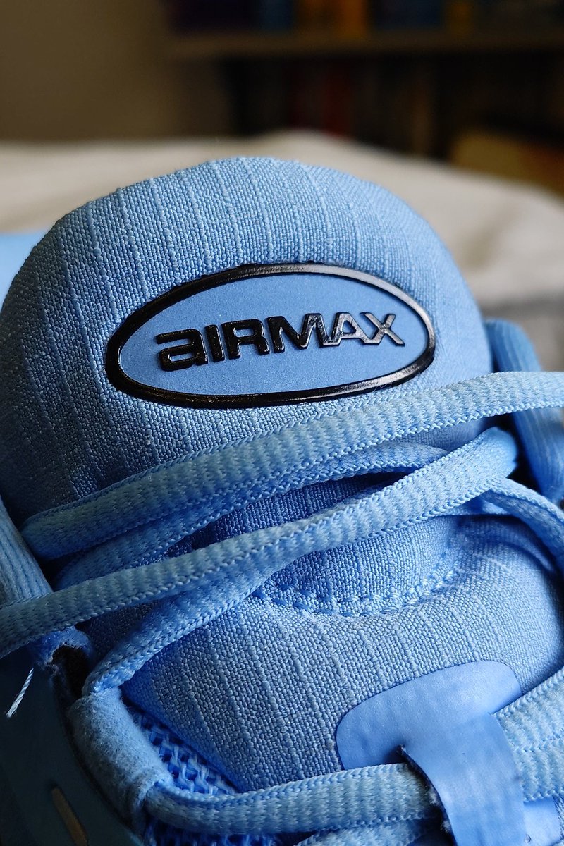 CurwenSimon's tweet photo. #kotd up close and personal with my #nike #airmax #DN8 https://t.co/tHoZ5mDRUp