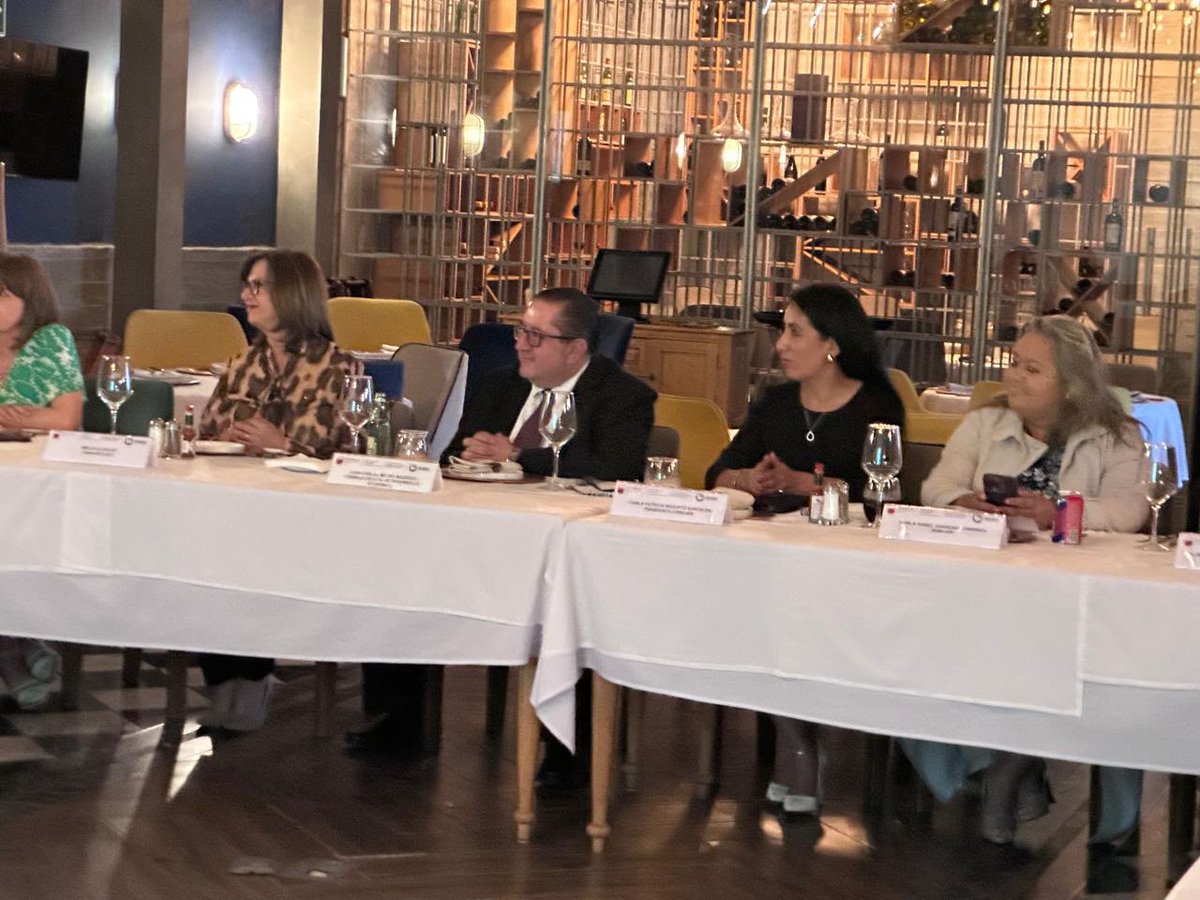 CCS_Zac's tweet photo. Refuerza @gobiernozac desarrollo regional de mujeres.
Les brindan nuevas oportunidades mediante alianzas regionales y proyectos conjuntos que fortalecerán su participación económica.

#ElAñoDelProgreso
 
Conoce más en: https://t.co/yeQZrcq7Uk https://t.co/kVtcTDxpAO