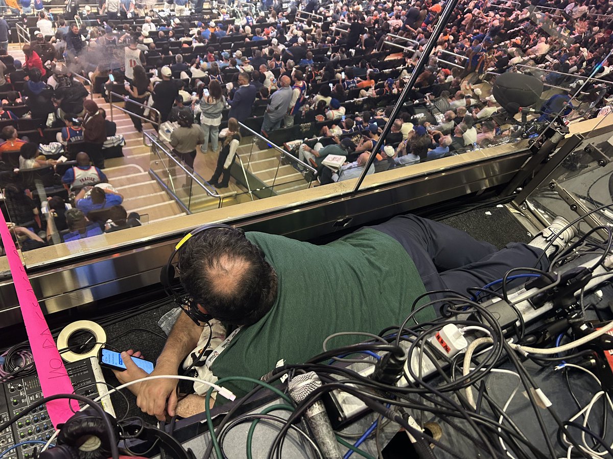 PCastroSports's tweet photo. When Spanish radio and English radio have to work at the same table at MSG for game 3 NBAF.
My engineer makes room for me. https://t.co/QUIae4A4ml