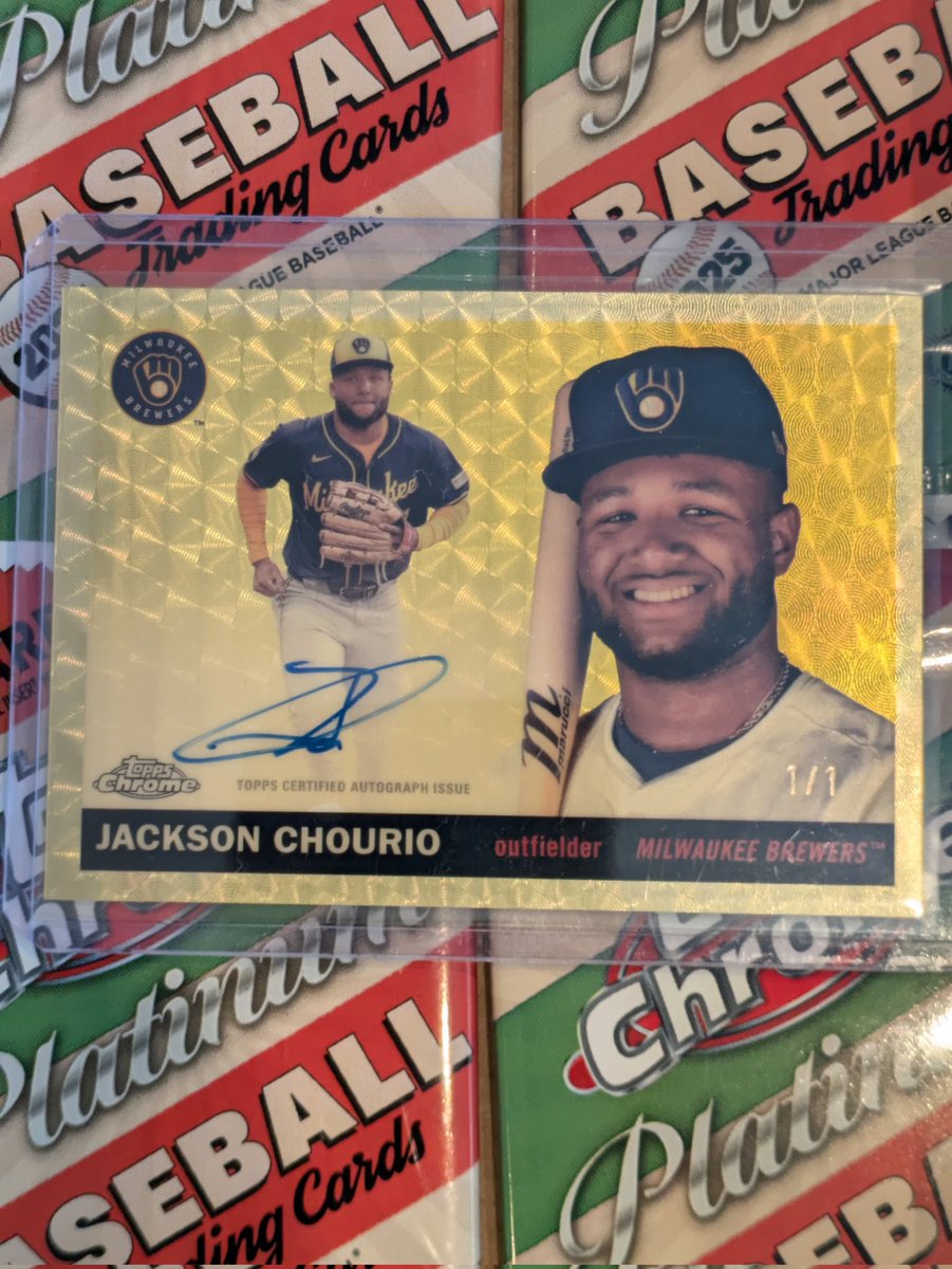 kennyhoff253's tweet photo. Best pull of my life came out of 2025 @Topps Chrome Platinum! My 1st Superfractor! Shout-out and thanks to my LCS @BigNatesTC! https://t.co/ds8au5JKKM