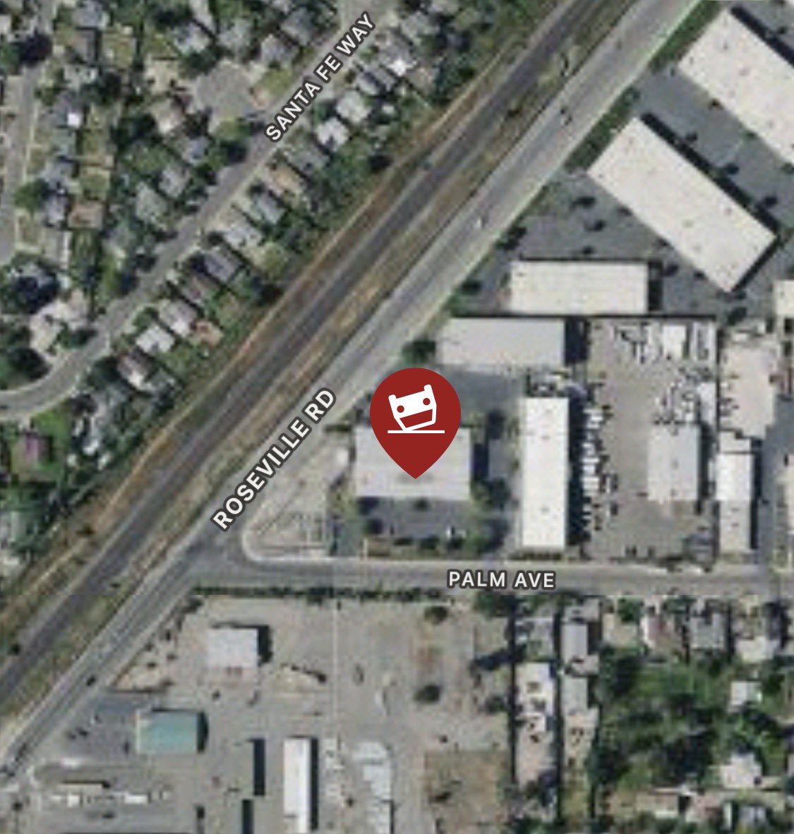NH_Alerts's tweet photo. Have you lost Power?? There is an accident at Palm Ave and Roseville Rd where a car hit a high tension power pole which have come down on the car with people trapped in the car.  SMUD &amp; CHP are enroute for traffic control. * AVOID THE AREA* if possible #SacNews #SacTraffic https://t.co/RO6d3FXJys