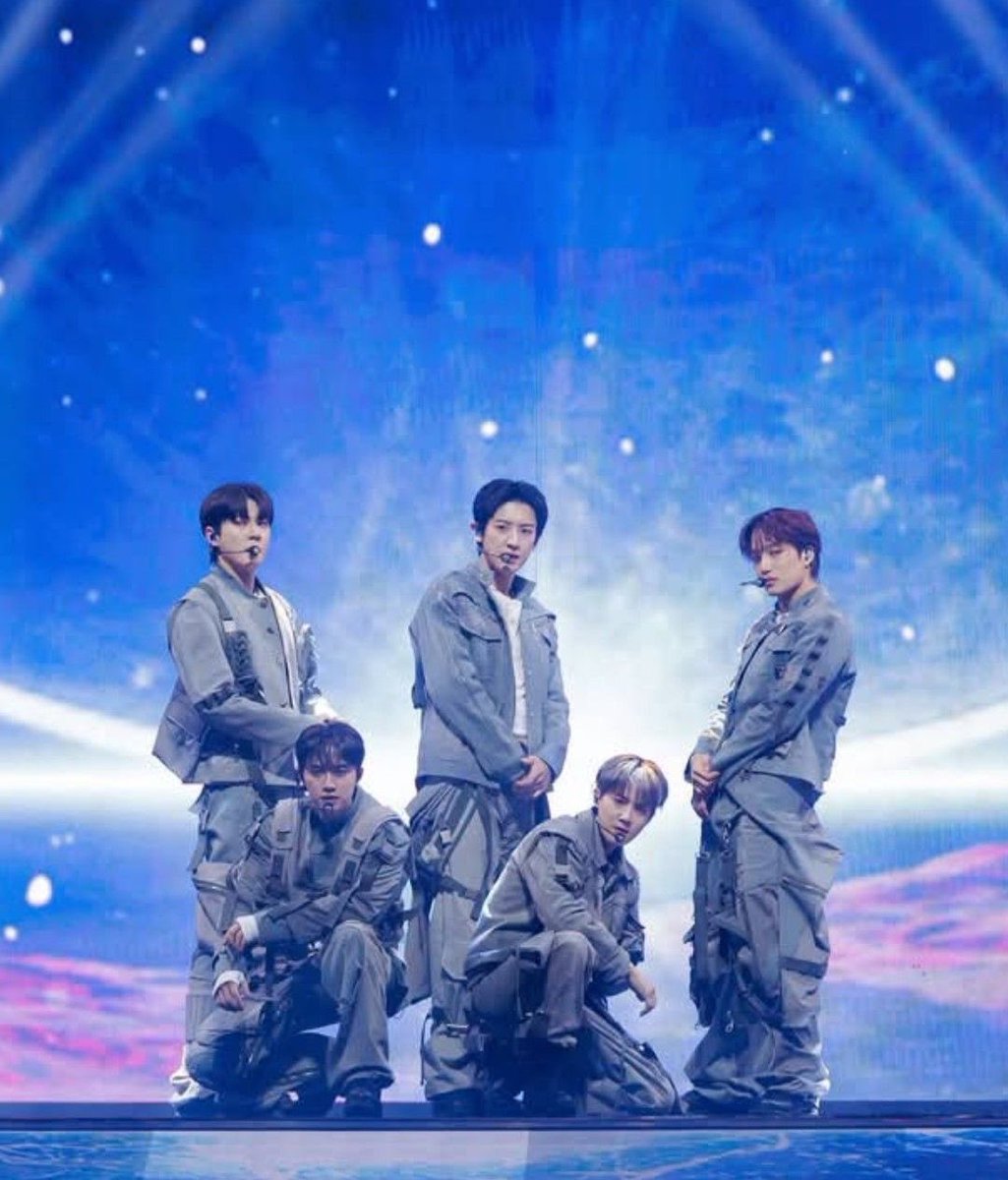 yUzU88nini's tweet photo. あれから半年なんだなあ

 #MMA
#exo #엑소 #weareoneEXO  #KAI https://t.co/Jfv1Llhmzr