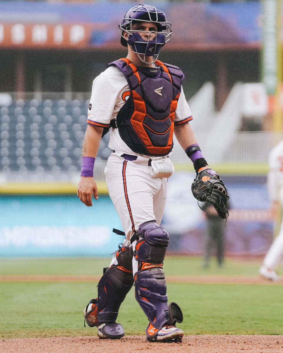 ClemsonBaseball's tweet photo. Former Tiger @IngleCooper (2021-23) is hitting .300 with a 1.025 OPS, nine homers &amp; 34 RBIs in 40 games with the AAA @CLBClippers this season. #Clemson https://t.co/MpZwEmIWtw