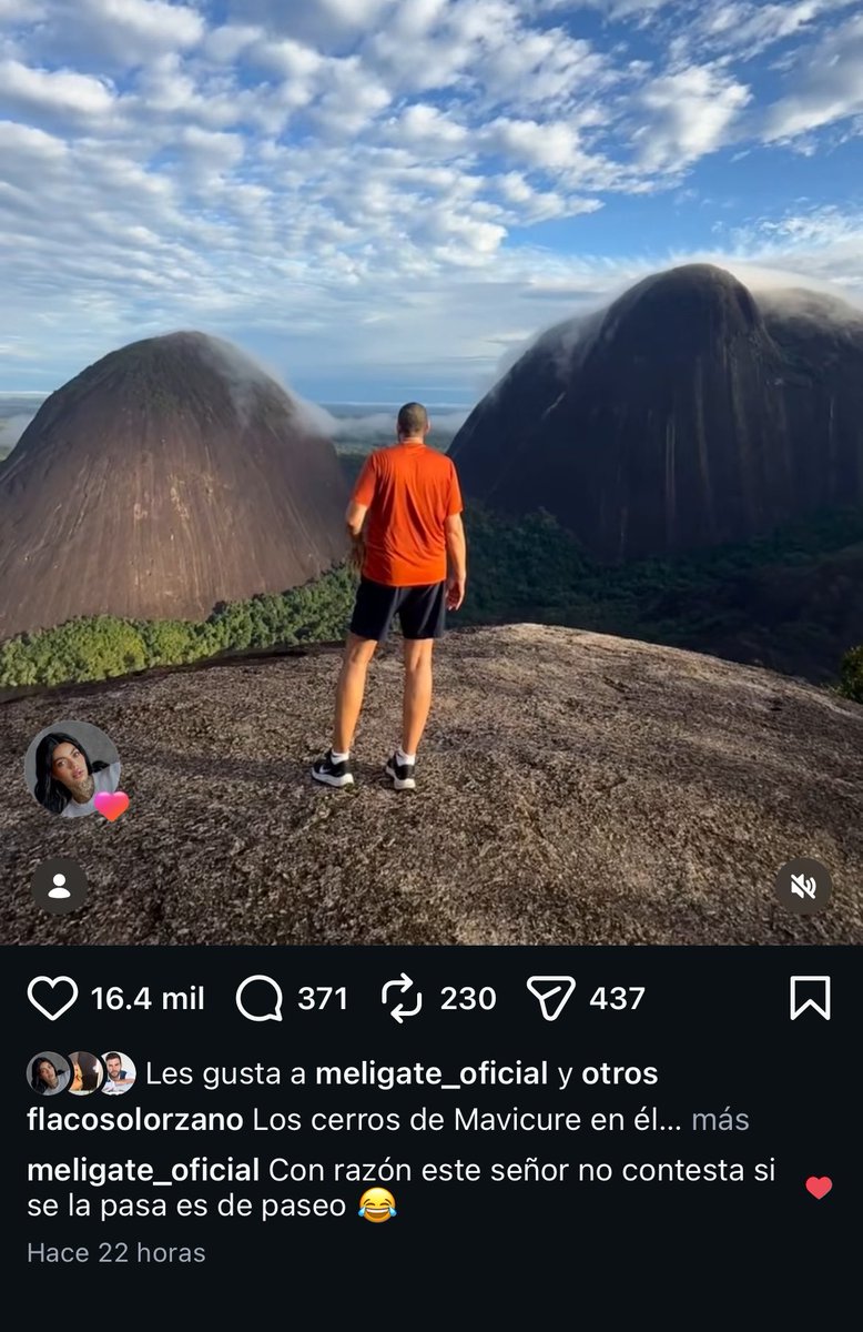 ApoyoA46031's tweet photo. A veces si quiero una amiga tóxica como MeliGate. 
Pataleta porque no contestaba, pero el anda modo traveling.
#pandillaGatex https://t.co/DMk6VTJVsQ
