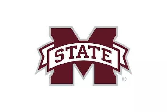 Lavalaisdevin2's tweet photo. #AGTG I’m blessed to receive my first’s sec division one offer from Mississippi State University 🐶@harpdog6 @dillon_juneau @b_humble15 @siickesst @CoachOkieB @HailStateFB https://t.co/Nv6l8o7JSx