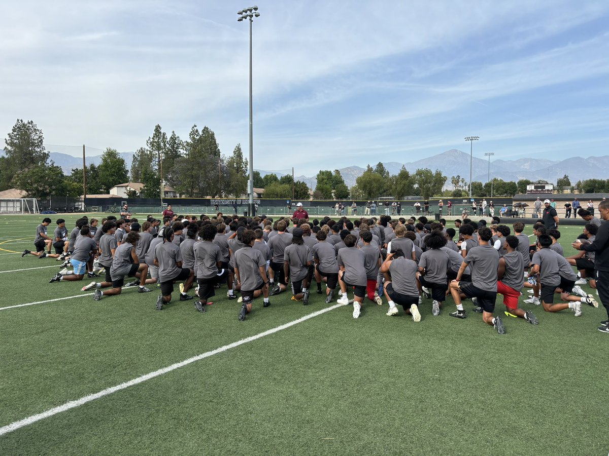 alecsimpson5's tweet photo. 📍@UofR_Football Camp this afternoon! Some elite talent out here competing! #CatapultOnTheRoad Pictured: ‘29 WR @RickeyMann93888 out of @chaparralpumafb. https://t.co/PLaBh2hgFn