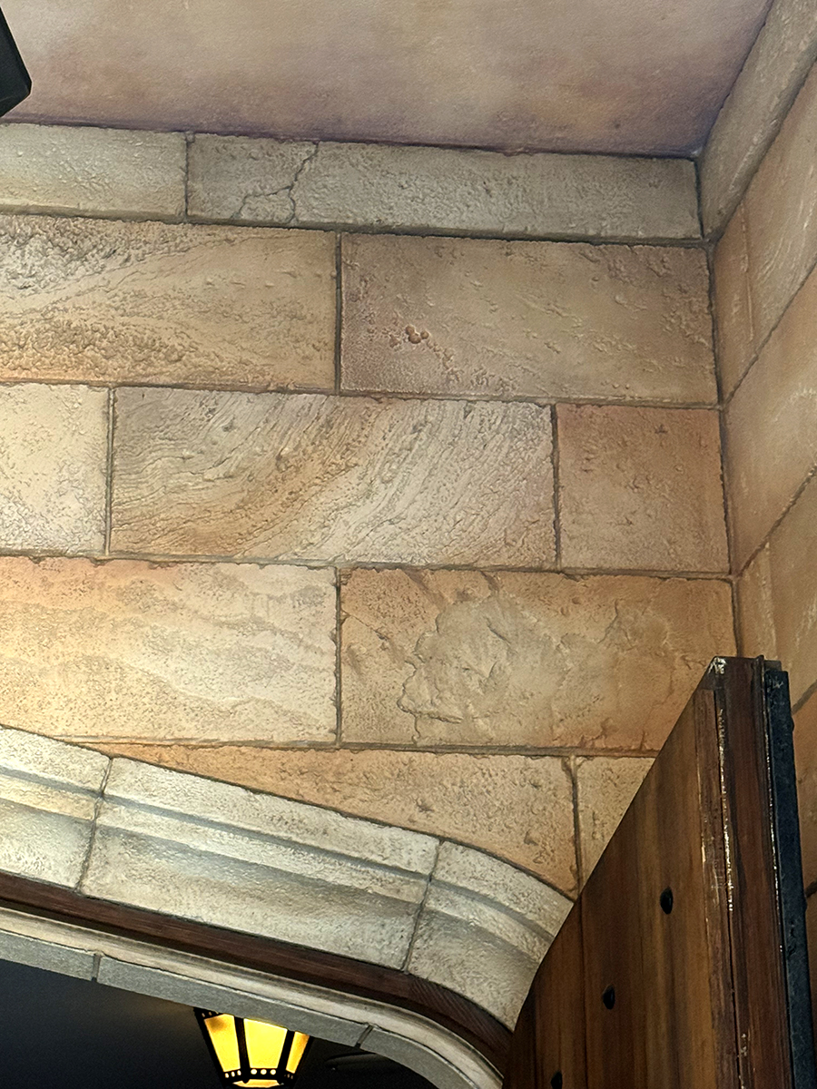 ericthomaschu's tweet photo. At the exit of the Beauty and the Beast attraction at #TokyoDisneyland

Enchance!🔍

#HiddenMickey https://t.co/uTxDKBbYHM