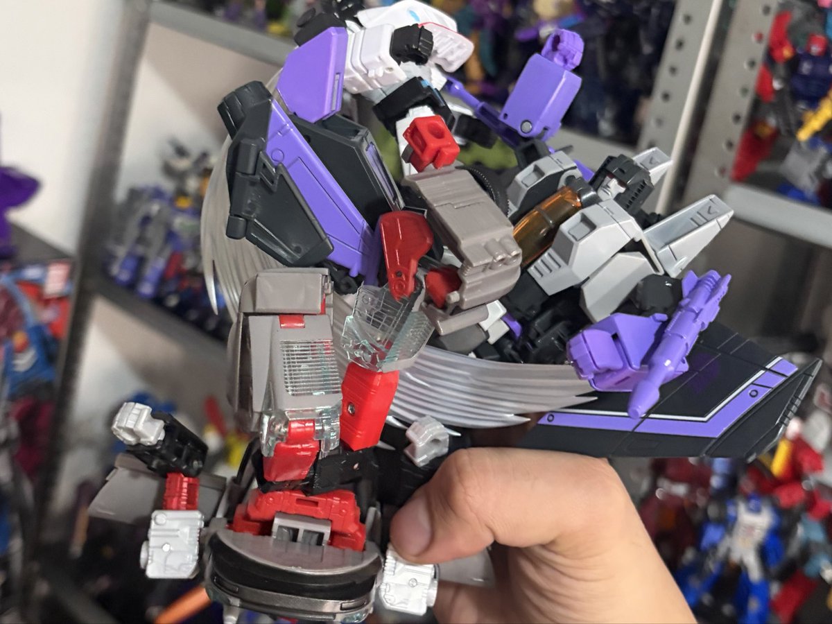insomnioarchive's tweet photo. Skywarp Studio Series 86.
#transformerscollection https://t.co/cHp9rTN2JV