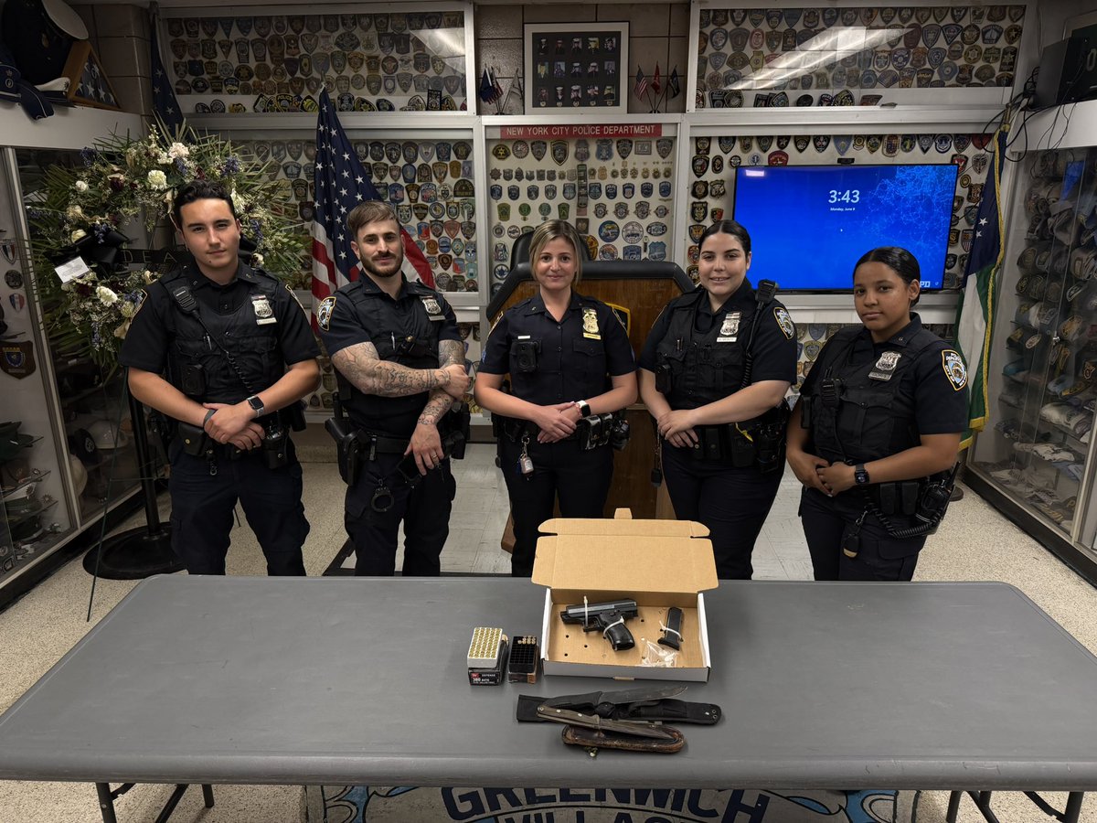 NYPD6Pct's tweet photo. Great work by our Police Officers today!After receiving a 911 call for a disorderly male using pepper spray, they safely found and apprehended the perpetrator recovering a firearm 👉 ammunition &amp; knives 👏 Thanks to their quick actions the #WestVillage is a safer place tonight. https://t.co/fUkHcmaRGy