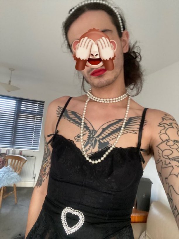 KateDevilish_'s tweet photo. Lurking on my page already has effected you

Slowly it will consume your brain and force you to fall under my spell, the longer you reists the worst it will be  I will manipulate you into a perfect little drone

Findom Blackmail sissy sissification forcedbi intox kidslox tpe https://t.co/vtbMeJPO9O