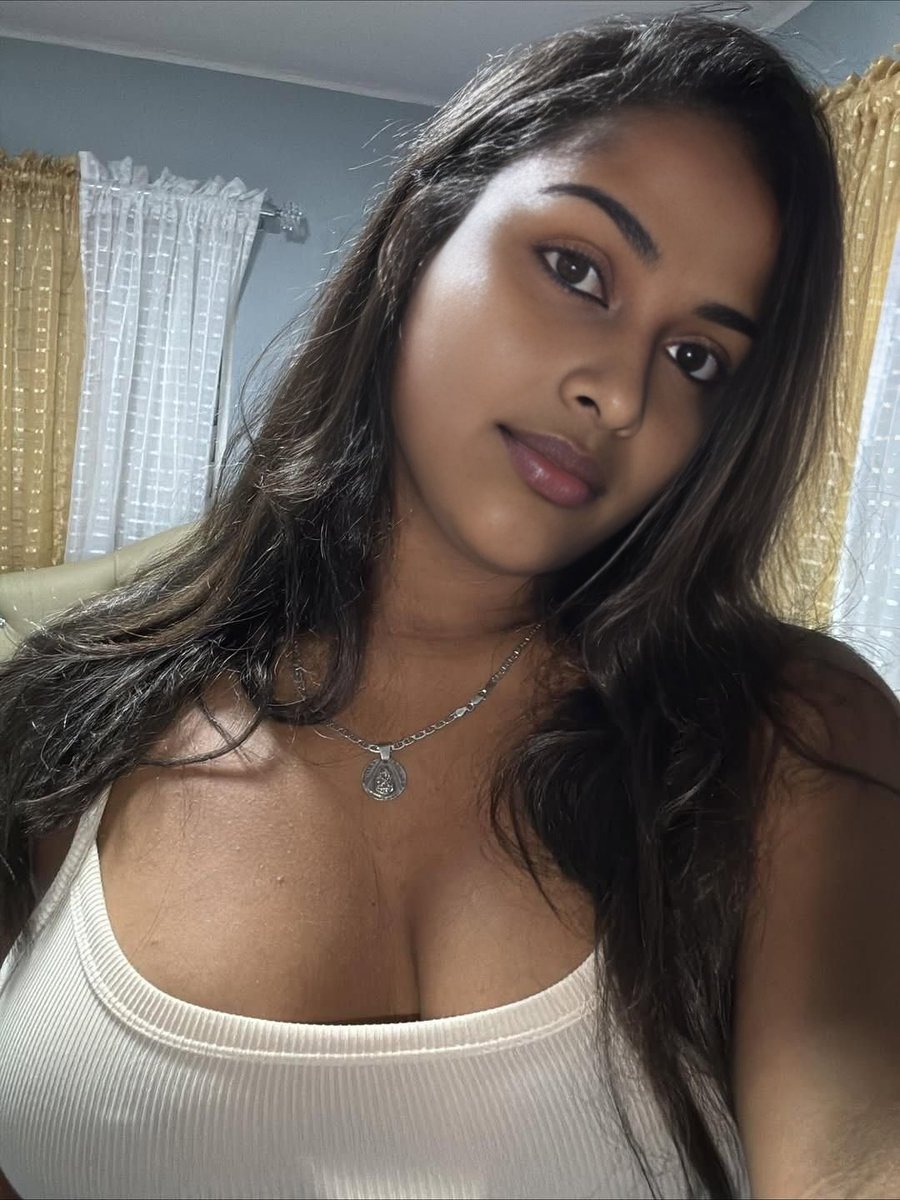 IBabeIsiah4973's tweet photo. Am I ugly ? https://t.co/PPJFHI5SwR
