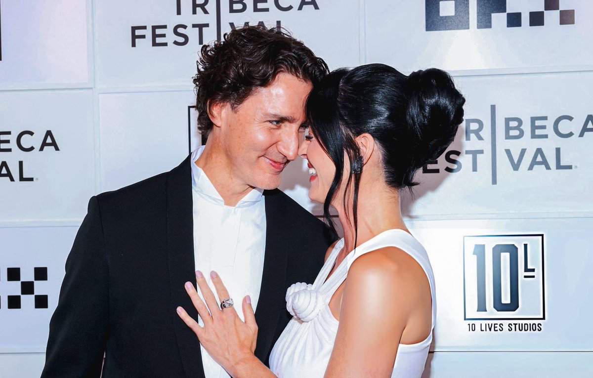 todaykatyp's tweet photo. Everyone deserves someone who looks at them the way Justin Trudeau looks at Katy Perry https://t.co/EMC7TEr48V