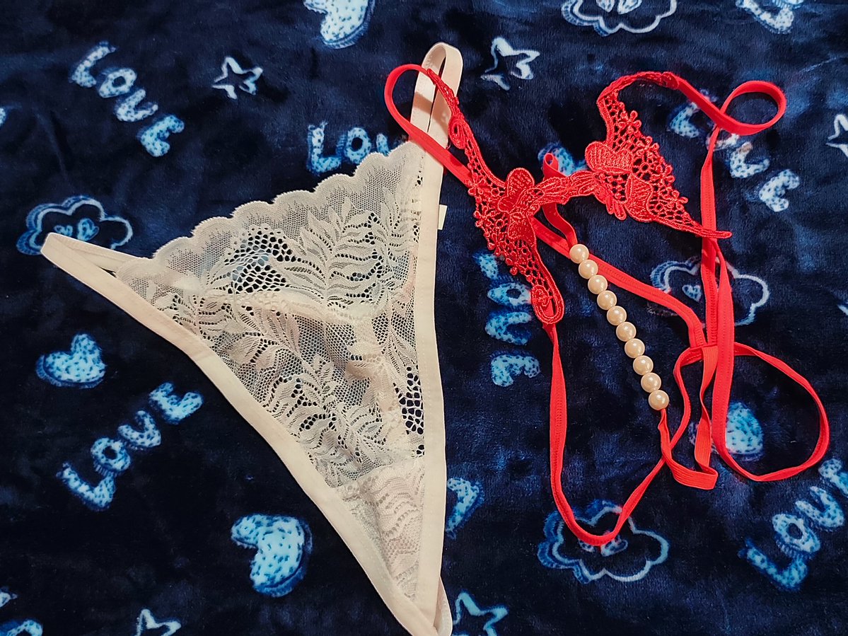 CoupleCbl's tweet photo. Agradecidos al seguidor @Cristia45656864 por el obsequio hecho a Jazmin. Los amigos de Discreta.Cbo (Instagram) lo hicieron posible. Si les gusta, comentan y comparten este post, les mostraremos como le quedó ambas prendas 😁 https://t.co/Yatbt2on4T