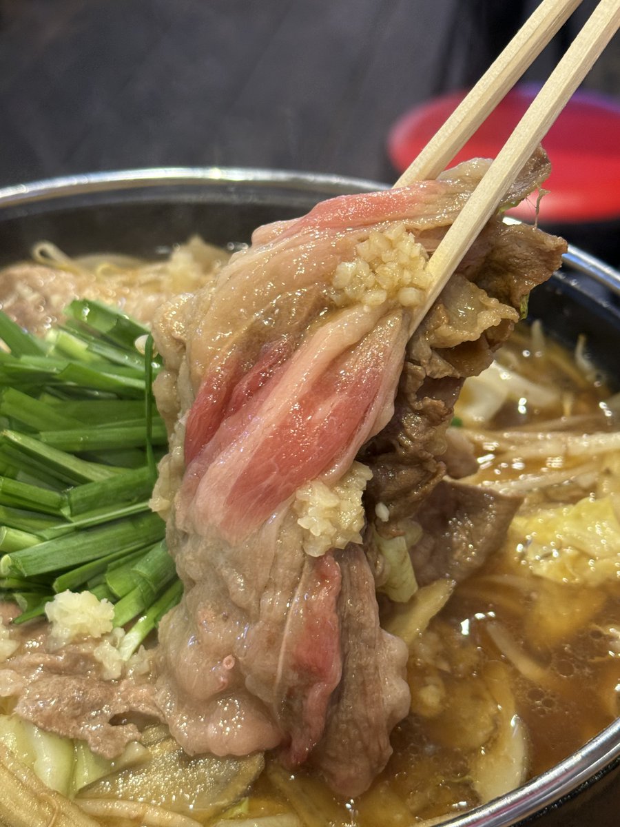 crew_value1's tweet photo. 天満に4月にオープン【焼鳥幕府】
名物は何本でもイケそうな鶏皮ぐるぐる巻きと牛肉とニンニクが入った炊き肉
JR天満駅から徒歩5分
天満市場の真向かいにありアクセス良し

【住所】
大阪市北区池田町7-3   #PR https://t.co/VugYGGO2xF