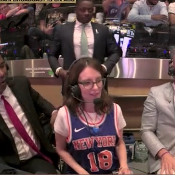 tintafey's tweet photo. live look at the lady that controls the inside out panel in my brain https://t.co/Mc5z8KD6IM