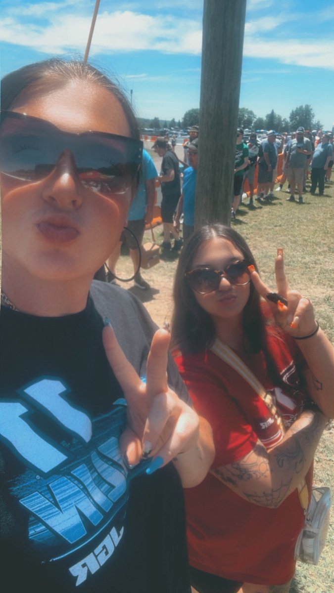 PRChickTrish's tweet photo. yeahhhh we were the Denny hoesssss at @MISpeedway 

@dennyhamlin 💖🏁 https://t.co/BrFNJRudmn