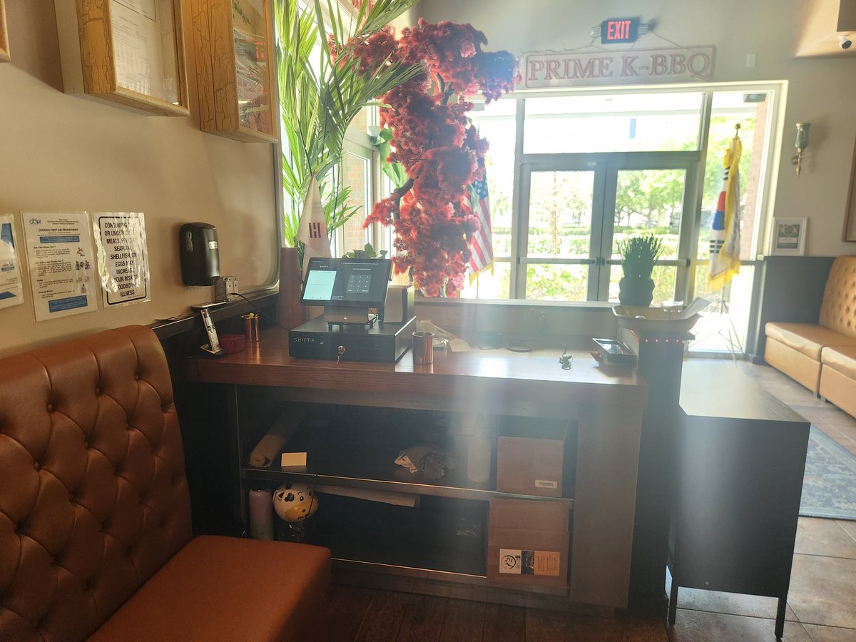 LucoP_Skytab's tweet photo. Let's Welcome PRIME K BBQ to the shift4 family, Today  we install the new equipments and remove Toast POS, the customer is satisfied with our product @Shift4 #SkytabPOS https://t.co/eXridYz07s