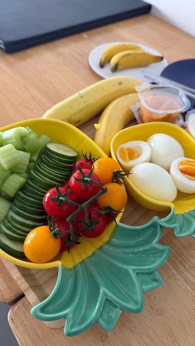 LingOrm_BH's tweet photo. Good morning~~ 💛
ขอให้มีวันที่น่ารักนะคะพี่หลิง 🥚🍅🍌💪🏼

Cr. ig story : linglingkwong 

#หลิงหลิงคอง
#LinglingKwong
#หลิงออม 
#LingOrm https://t.co/AeM64Xirhx