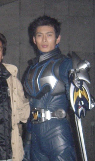 Matsuda_satoshi's tweet photo. この動画でイジリー岡田さんと熱く語り合っているナイト変身シーンの実際の写真がこちらです👶🔥 https://t.co/ewkVbdgNkQ